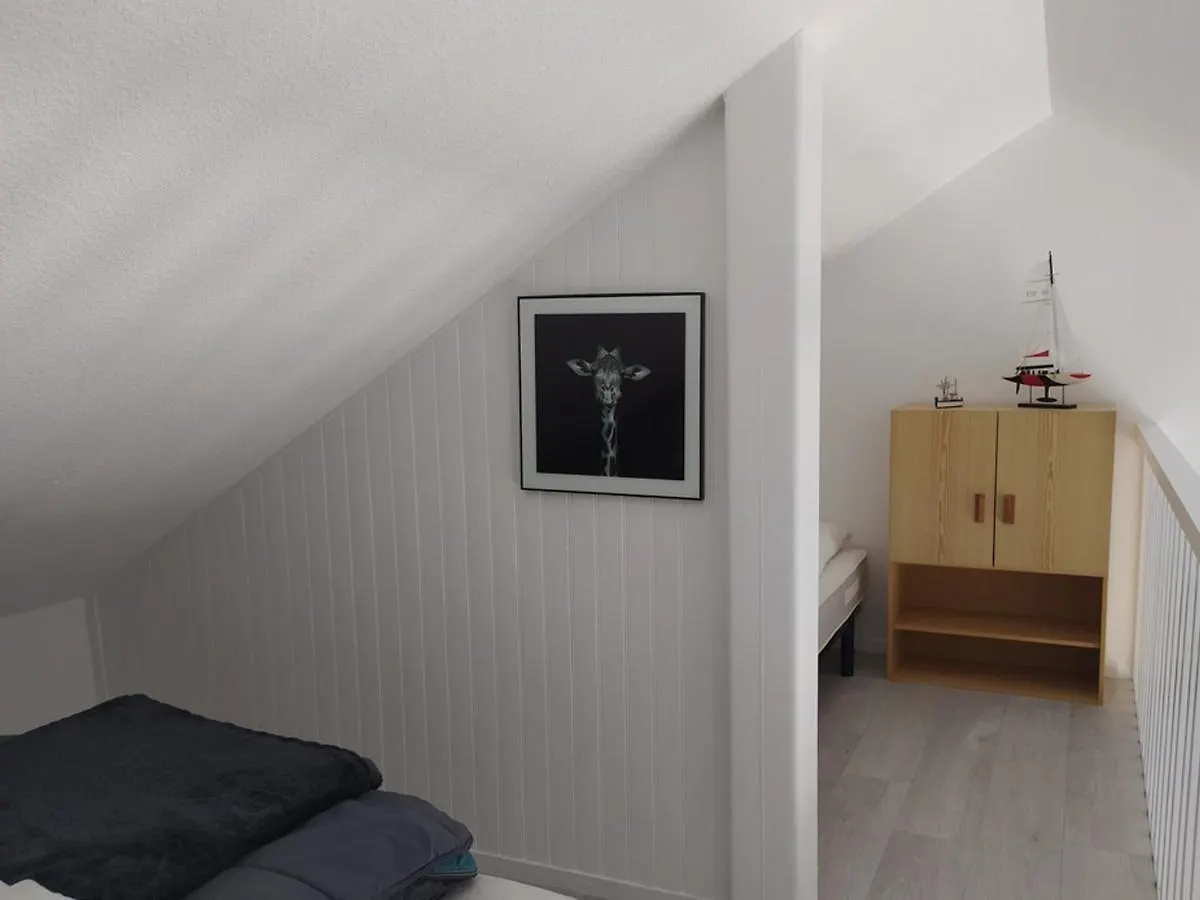 Duplex Renove 2019 A 250M De La Plage Du Fogeo, 3 Chambres, Grande Terrasse, Barbecue - Fr-1-639-36 Arzon